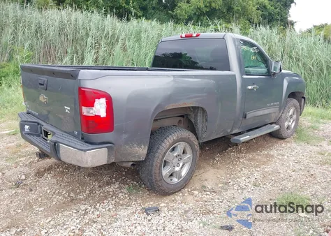 2011 Chevrolet Silverado 1500 Lt from USA, damaged, VIN 1GCNKSE04BZ134254